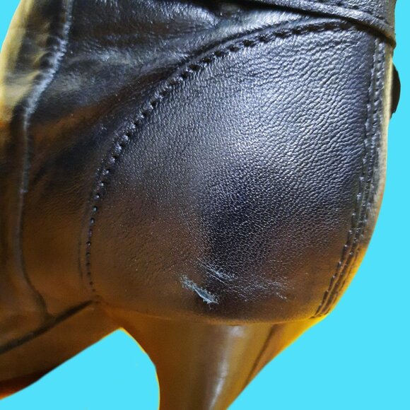 Y2K Aldo Black Leather Booties Ankle Boots Size 6 Pointed Toe Stiletto EUR 36 - Picture 11 of 16